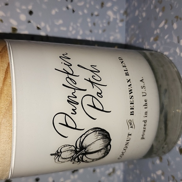 Brand New Scentsational Pumpkin Patch Candle - Picture 2 of 6